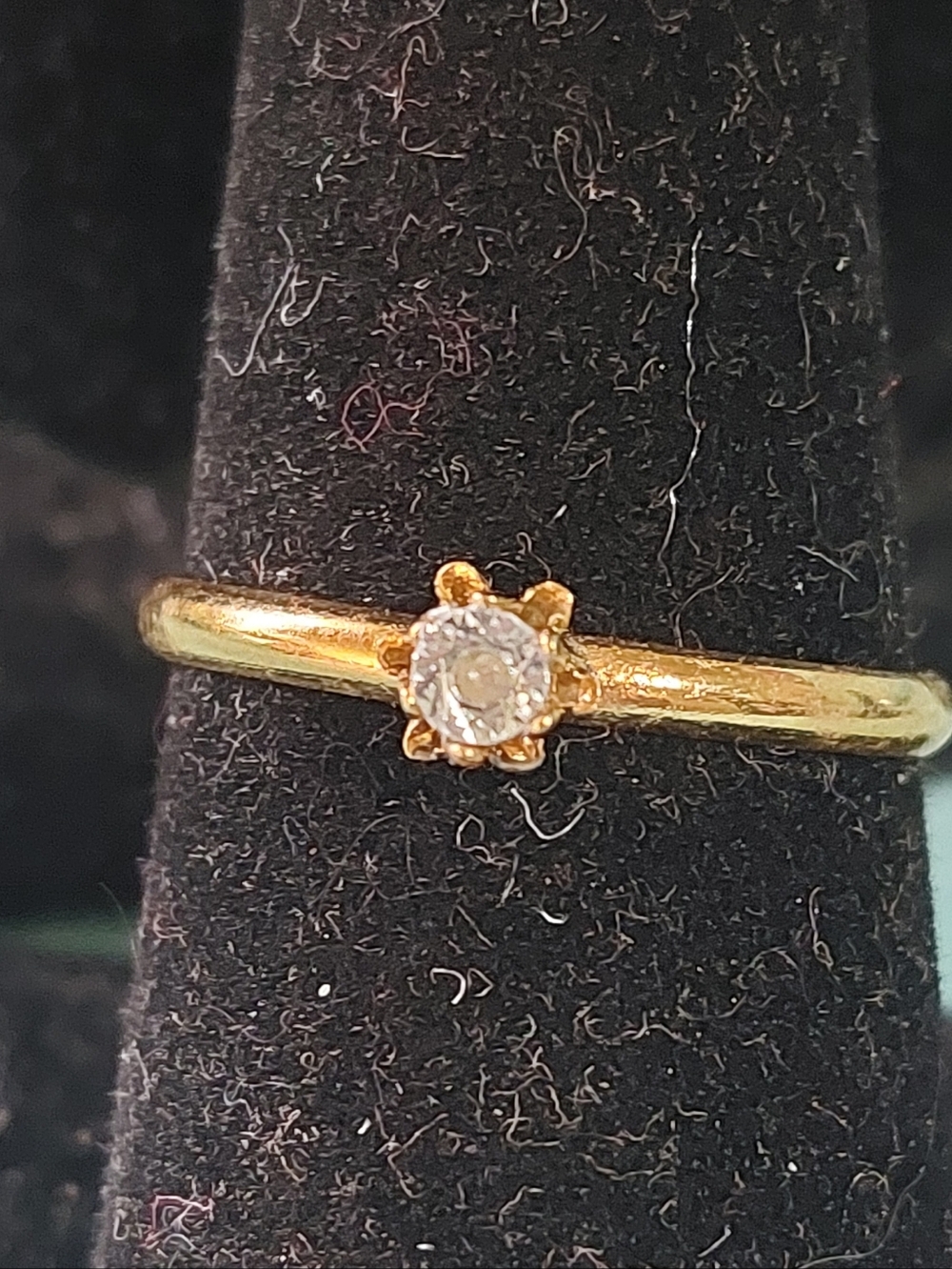 Four Rhinestone Goldtone Stackable Rings - Picture 12 of 15